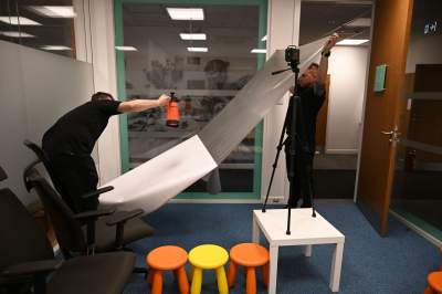 Schronienie dla uchodźców w dawnym Tesco. Bardzo starannie przygotowane - zdjęcie 22