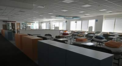 Schronienie dla uchodźców w dawnym Tesco. Bardzo starannie przygotowane - zdjęcie 13