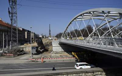 Drugi, nowy most kolejowy nad Wisłą prawie gotowy - zdjęcie 10