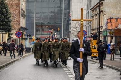 Przez centrum Krakowa przeszedł kondukt z prochami Krzysztofa Pendereckiego - zdjęcie 4