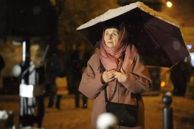 Przyszli uczcić pamięć zmarłego 17 lat temu Jana Pawła II - zdjęcie 11