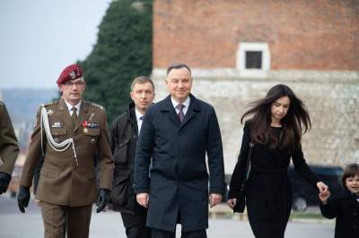 Wawel: obchody 12. rocznicy katastrofy w Smoleńsku (fot. Jan Graczyński) - zdjęcie 6