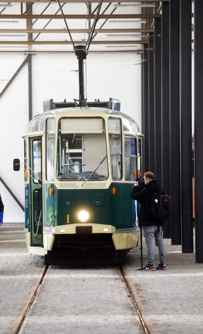 Zabytkowy "kanciak" z Poznania wyjedzie na krakowskie tory - zdjęcie 14