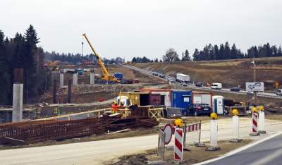 A na budowie nowej "zakopianki" praca wre... - zdjęcie 5