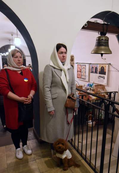 Prawosławna Wielkanoc w Krakowie, kilkugodzinna nocna liturgia - zdjęcie 18