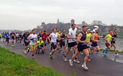 Znów była najlepsza. Wielkie bieganie wróciło na ulice Krakowa - zdjęcie 22