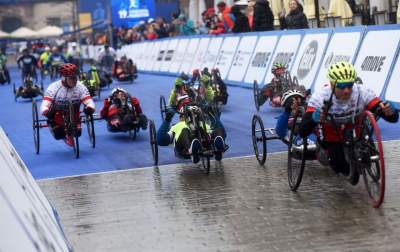 Ostro kręcili na trasie maratonu. Wygrał były żużlowiec - zdjęcie 2