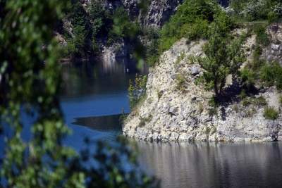 Nadal szukają tu dzikiego Zakrzówka. Oficjalnie wstęp wzbroniony - zdjęcie 17