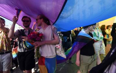 Radosny Marsz Równości w Krakowie: tu jest normalna Polska - zdjęcie 38