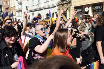 Radosny Marsz Równości w Krakowie: tu jest normalna Polska - zdjęcie 31