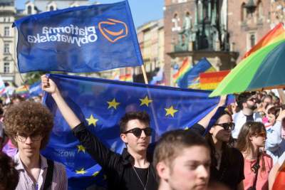 Radosny Marsz Równości w Krakowie: tu jest normalna Polska - zdjęcie 34