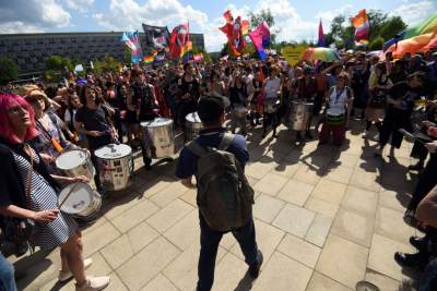 Radosny Marsz Równości w Krakowie: tu jest normalna Polska - zdjęcie 18