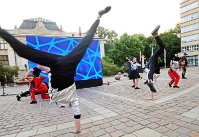 Zaczęło się odlicznie. Urzędnicy uruchomili specjalny zegar - zdjęcie 15