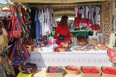 Na Rynku w Krakowie chleb po 60 zł, ale ponoć warto... - zdjęcie 22