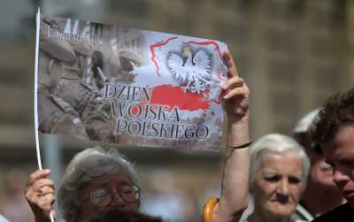 Tak Kraków świętował dzień Wojska Polskiego. Msza, złożenie kwiatów... - zdjęcie 19