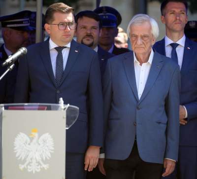 Tak Kraków świętował dzień Wojska Polskiego. Msza, złożenie kwiatów... - zdjęcie 15