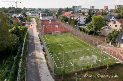 Zielono - rekreacyjne oblicze Trasy Łagiewnickiej. Tak wykorzystano teren nad tunelami - zdjęcie 10