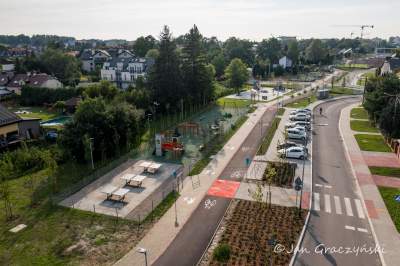 Zielono - rekreacyjne oblicze Trasy Łagiewnickiej. Tak wykorzystano teren nad tunelami - zdjęcie 9