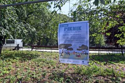 Gościu, siądź na tej ławce, a odpocznij sobie. Plac Axentowicza po remoncie - zdjęcie 18