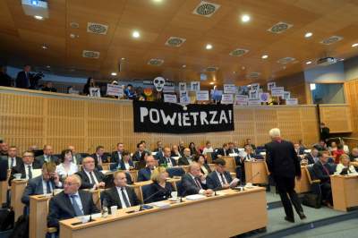 POWIETRZA! Protest przeciw zmianom w uchwale antysmogowej w sejmiku - zdjęcie 19