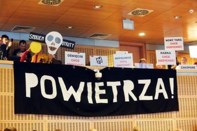 POWIETRZA! Protest przeciw zmianom w uchwale antysmogowej w sejmiku - zdjęcie 17