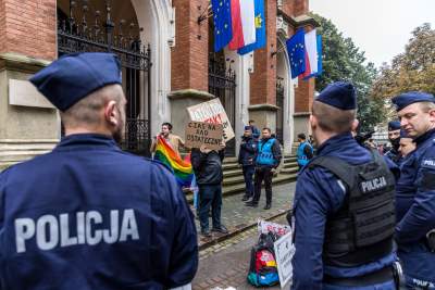 Protest podczas pochodu profesorów UJ. Przeciwko indoktrynacji - zdjęcie 12