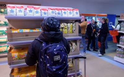 Tu nie płaci się złotówkami. Pierwszy w Krakowie sklep socjalny - zdjęcie 4