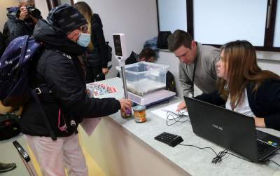 Tu nie płaci się złotówkami. Pierwszy w Krakowie sklep socjalny - zdjęcie 10