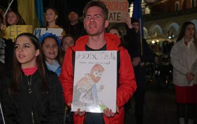 Wieczorny protest Ukraińców. "Rosja to państwo terrorystyczne" - zdjęcie 16