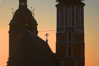 Zmierzch nad dachami Krakowa. Piękna jesień w mieście - zdjęcie 22