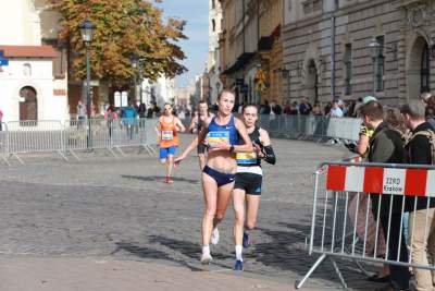 Jesienne bieganie w Krakowie, czyli 8. Cracovia Półmaraton Królewski - zdjęcie 21