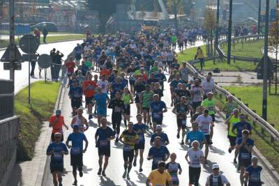 Jesienne bieganie w Krakowie, czyli 8. Cracovia Półmaraton Królewski - zdjęcie 16