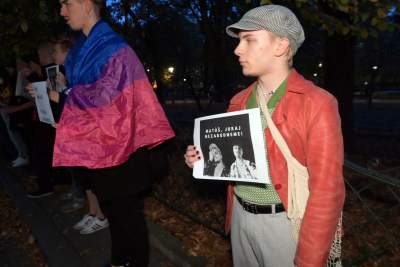 Protest przeciw homofobii przed słowackim konsulatem - zdjęcie 6