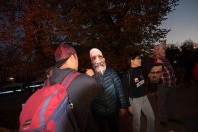 Zderzenie dwóch pikiet pod Wawelem: antypisowskiej i zwolenników władzy - zdjęcie 7