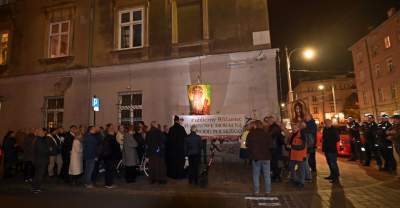 "Publiczny różaniec o odnowę moralną narodu polskiego" - zdjęcie 18