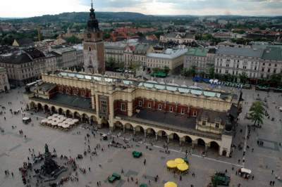 „Spieszmy się oglądać Rynek takim jakim jest, tak szybko zarasta” - zdjęcie 2