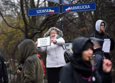 "Kobietą jest każdy kto się nią czuje" - zdjęcie 18