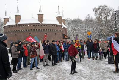 Nacjonalizm zabija, manifestacja w setną rocznicę śmierci Narutowicza - zdjęcie 14
