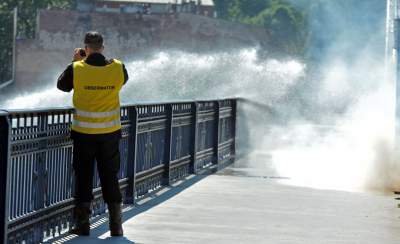 Na tym moście wiele się działo, były sceny radosne, ale i dramatyczne - zdjęcie 11
