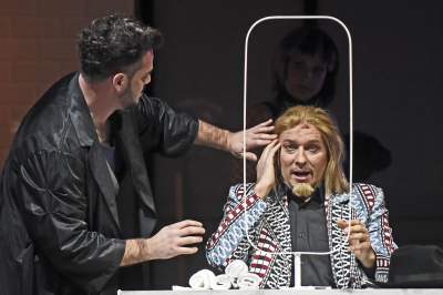 Cyrulik z rozmachem, czyli na scenie będzie się działo... - zdjęcie 11