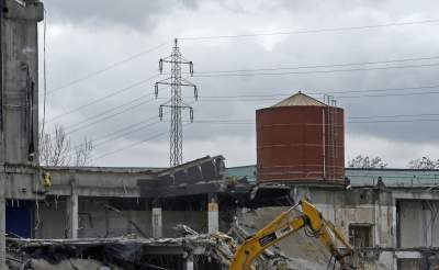 Wyburzanie "świątyni konsumpcji", wszystko ma swój kres... - zdjęcie 24