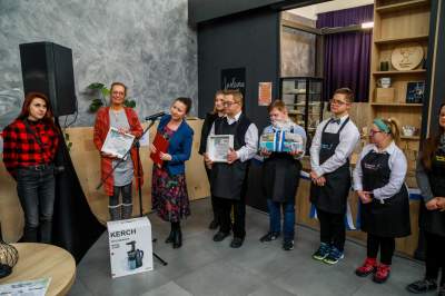 Jedyna kawiarnia prowadzona przez osoby z zespołem Downa świętuje - zdjęcie 17