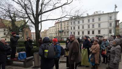 Tłumy pod magistratem. 1000 budek rozeszło się błyskawicznie - zdjęcie 14