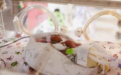 Pięcioraczki w Szpitalu Uniwersyteckim. Maluchy otrzymują już pierwszy pokarm - zdjęcie 2