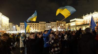 Marsze w rocznicę napaści Rosji na Ukrainę - zdjęcie 2