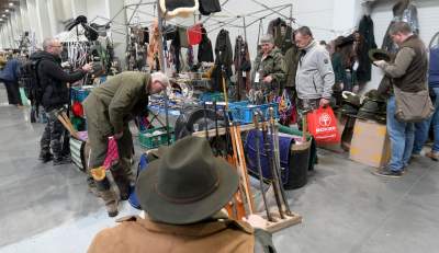 Prawie jak na targach zbrojeniowych, broni do wyboru i koloru - zdjęcie 10