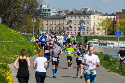 Prawdziwy dzień bez samochodu na ulicach Krakowa. Udane, wielkie bieganie - zdjęcie 38