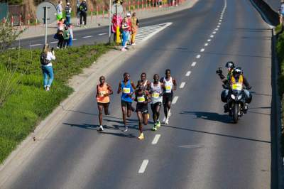 Prawdziwy dzień bez samochodu na ulicach Krakowa. Udane, wielkie bieganie - zdjęcie 1