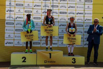 Prawdziwy dzień bez samochodu na ulicach Krakowa. Udane, wielkie bieganie - zdjęcie 58