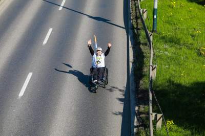 Prawdziwy dzień bez samochodu na ulicach Krakowa. Udane, wielkie bieganie - zdjęcie 2